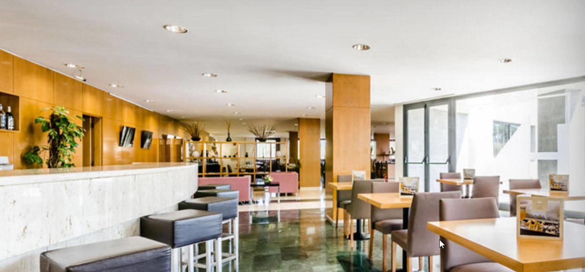 Hotel Exe Barbera Parc Barberá del Vallés Exterior foto